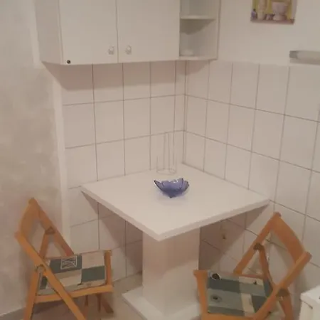 Studio Apartman Patak In The Center Of Apartmán Split
